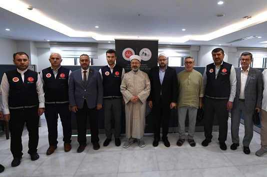Diyanet İşleri Başkanı Erbaş, Medine’de_II.jpg